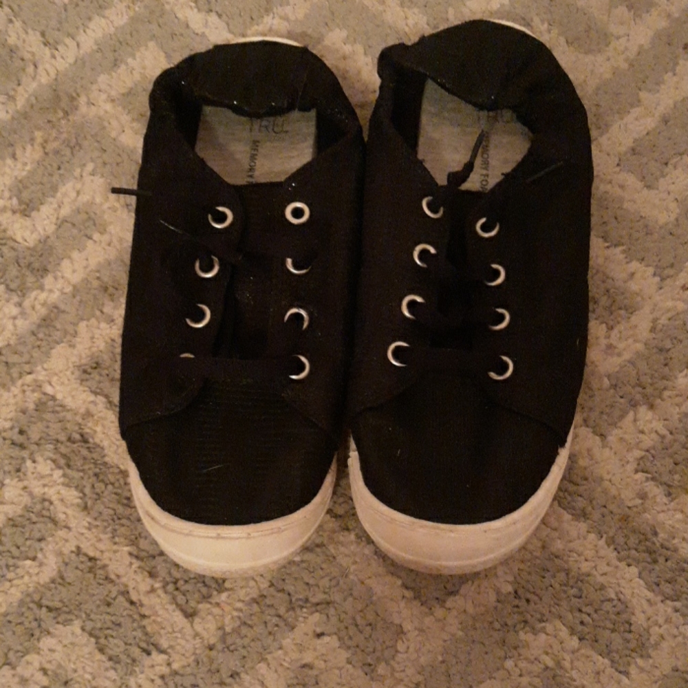 Black glitter shoes